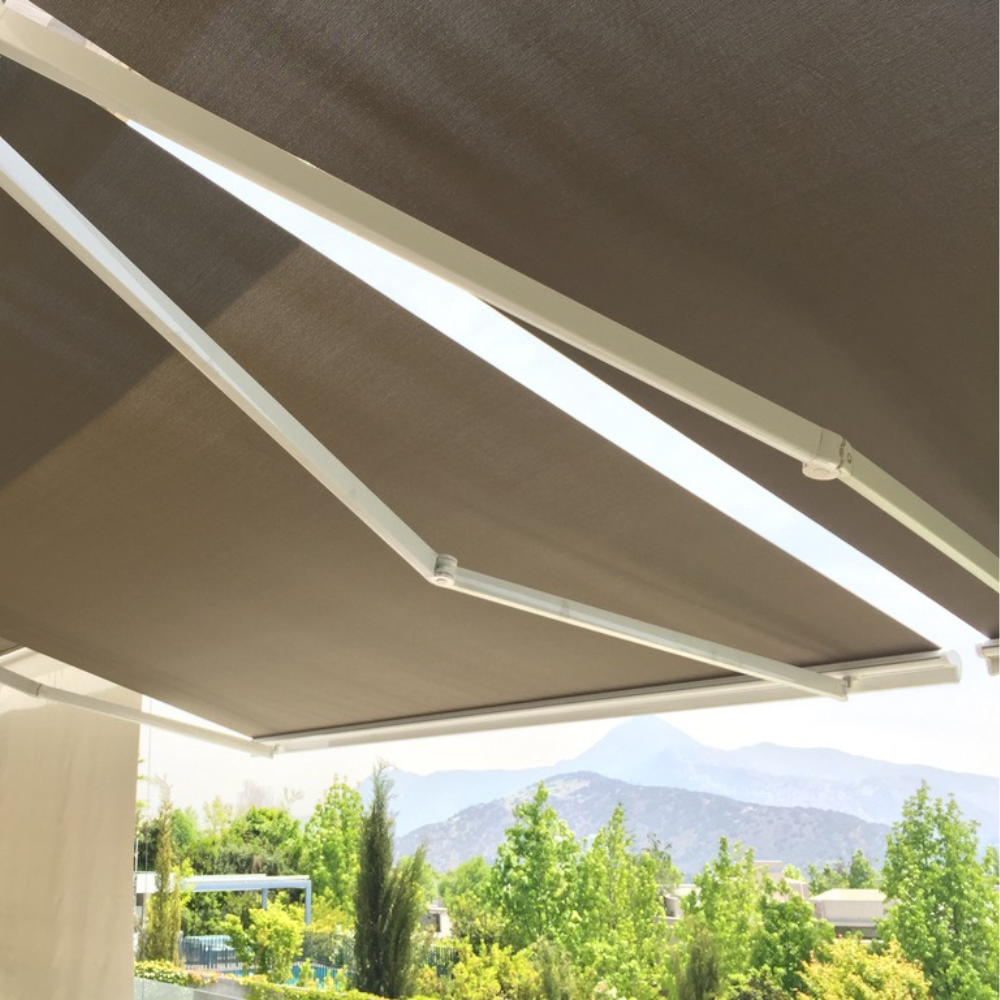 Toldo Retráctil Smart 3.00x2.50 + Kit Instalación